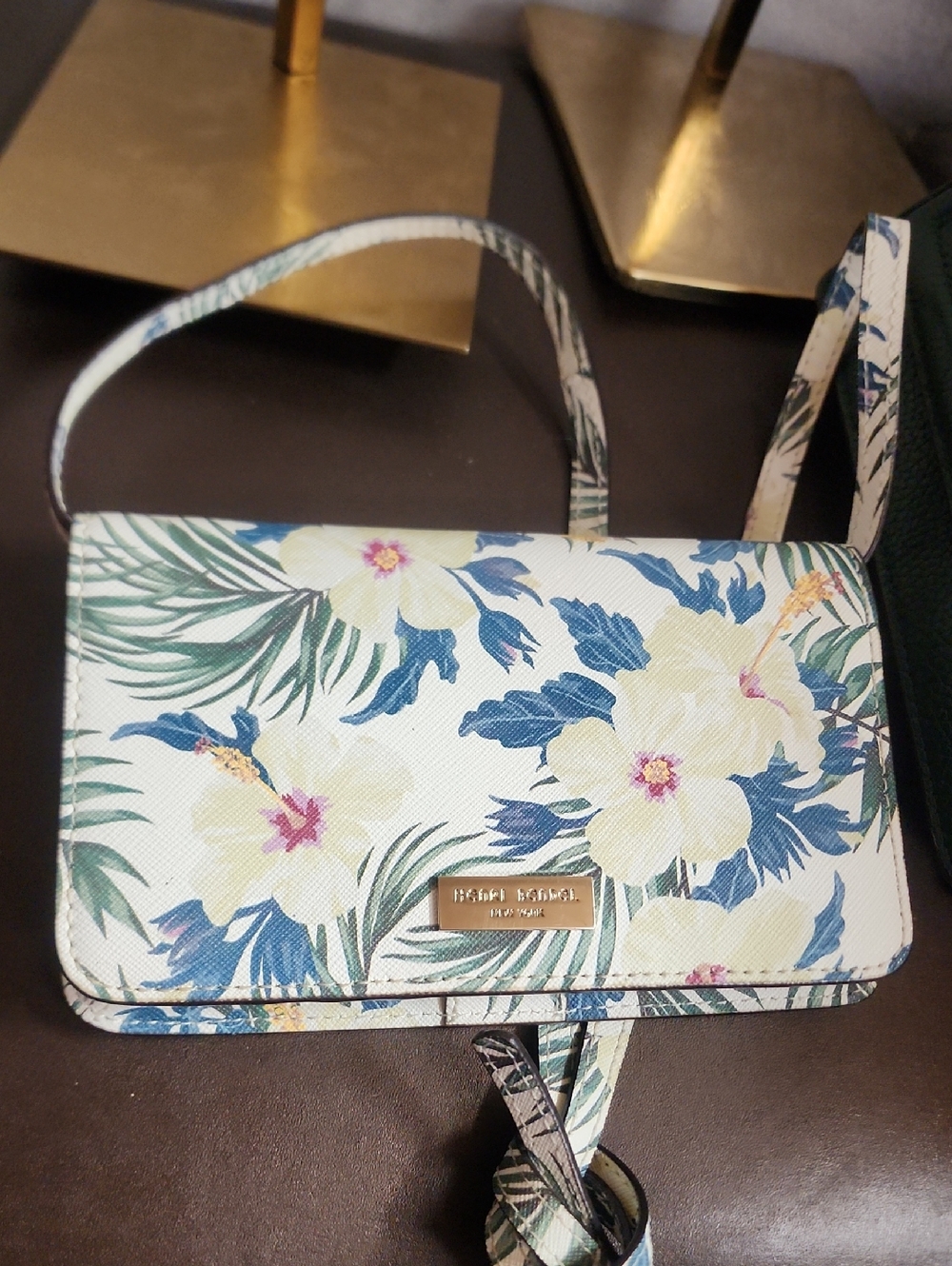 Sellers Bundle Of 7 Bags, 3 Henri Bendel, 2 Michael Kors, 2 Tignanello Euc - Picture 15 of 16